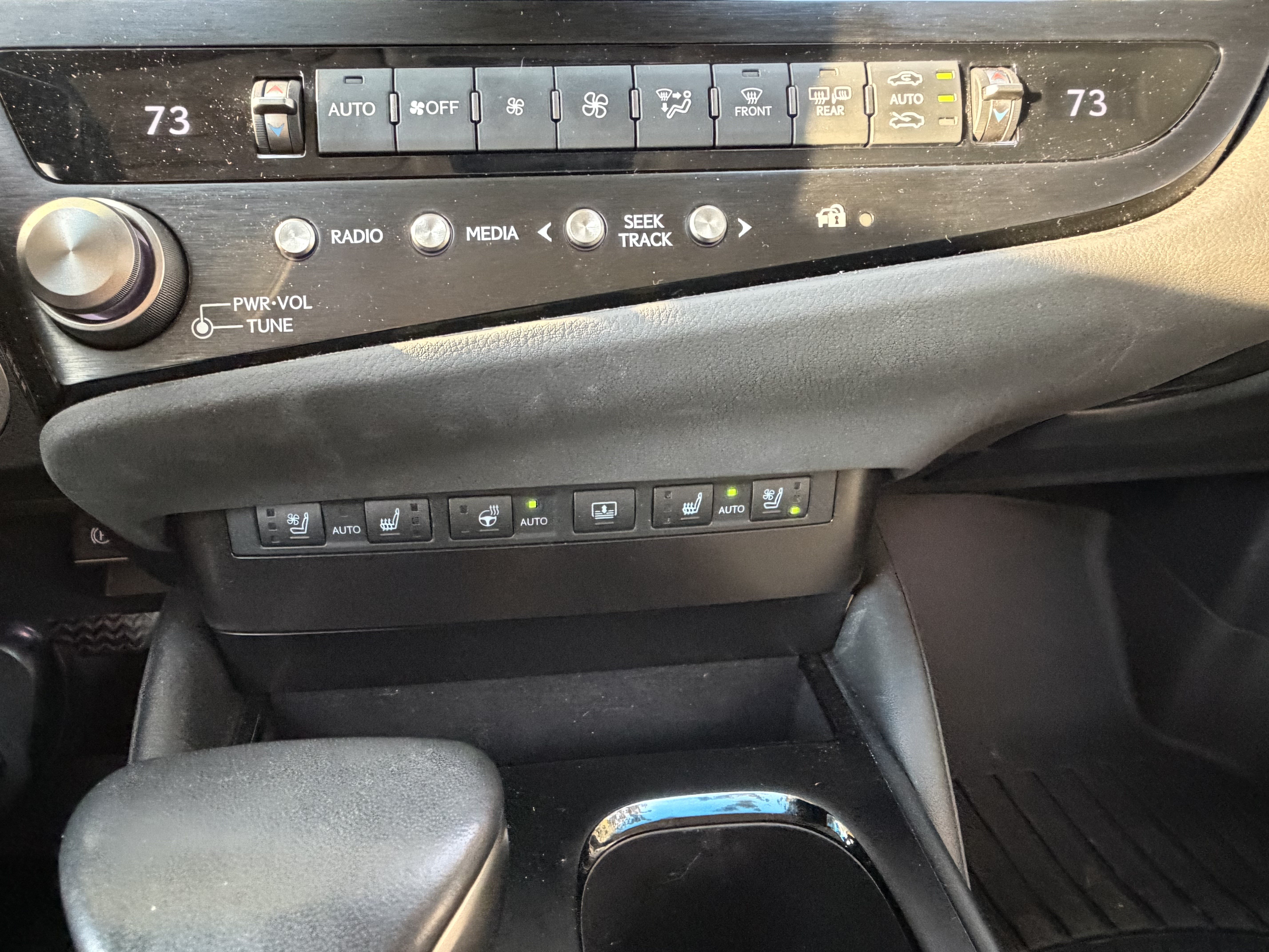 Certified 2023 Lexus ES 350 w/ Premium Package FWD image 27