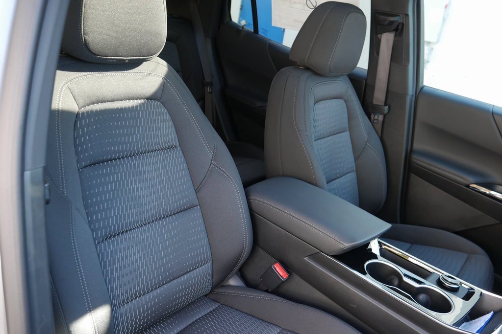 New 2026 Chevrolet Equinox LT w/ Safety and Technology Package image 24