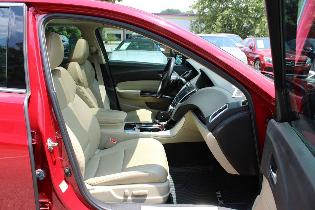 Used 2017 Acura TLX FWD image 32