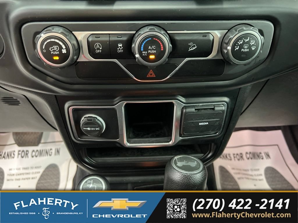 Used 2020 Jeep Wrangler Unlimited Sport AWD/4WD image 29