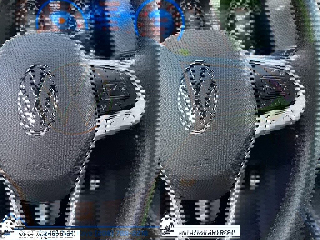 Used 2024 Volkswagen Atlas Cross Sport SEL Premium R-Line image 26