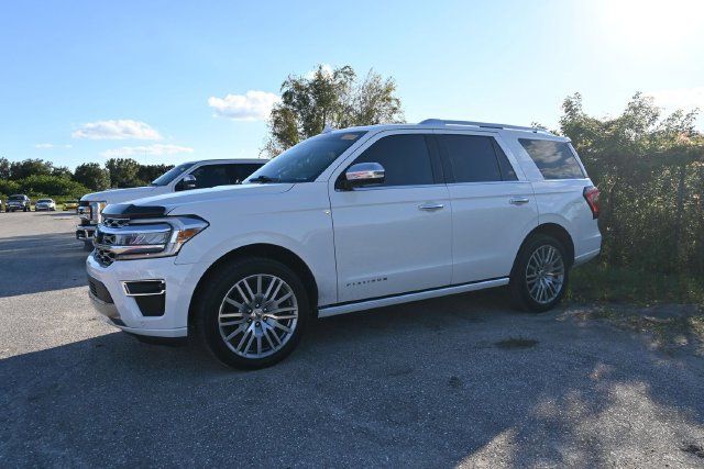 Used 2022 Ford Expedition Platinum RWD image 6