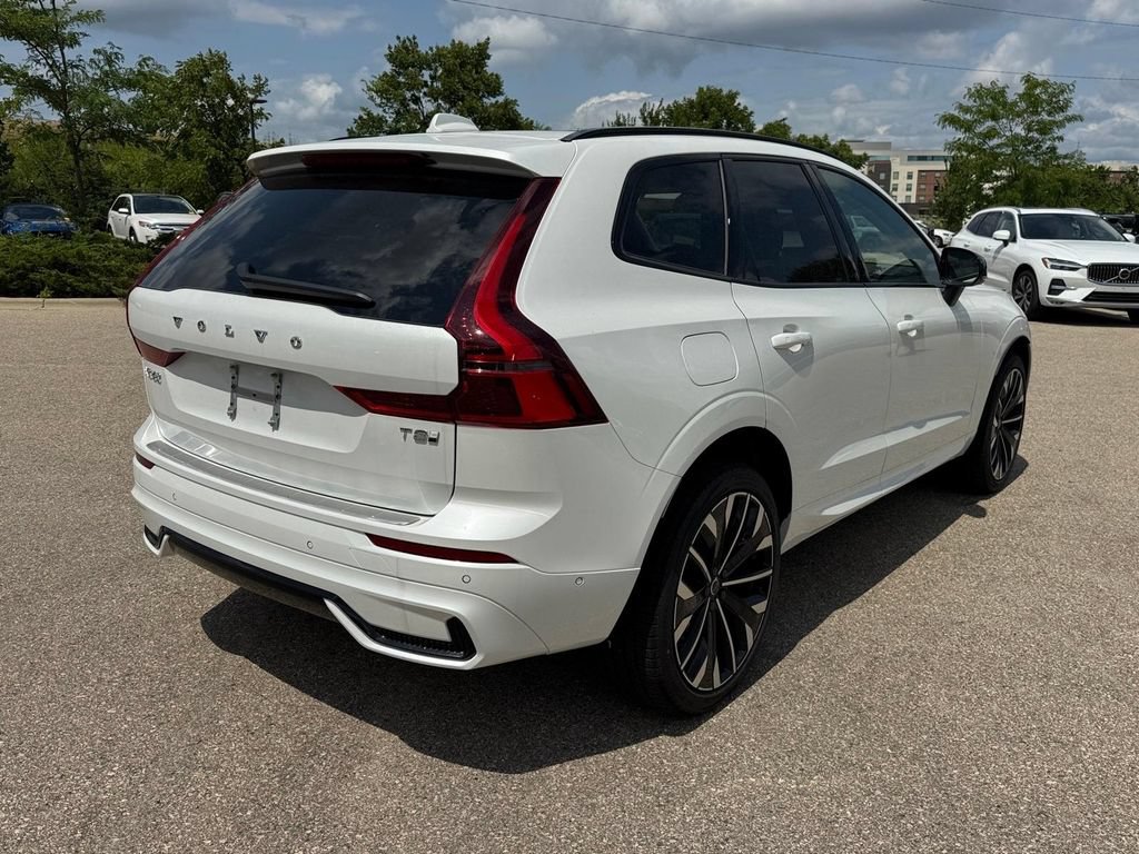 New 2026 Volvo XC60 T8 Ultra w/ Protection Package Premier AWD/4WD image 4