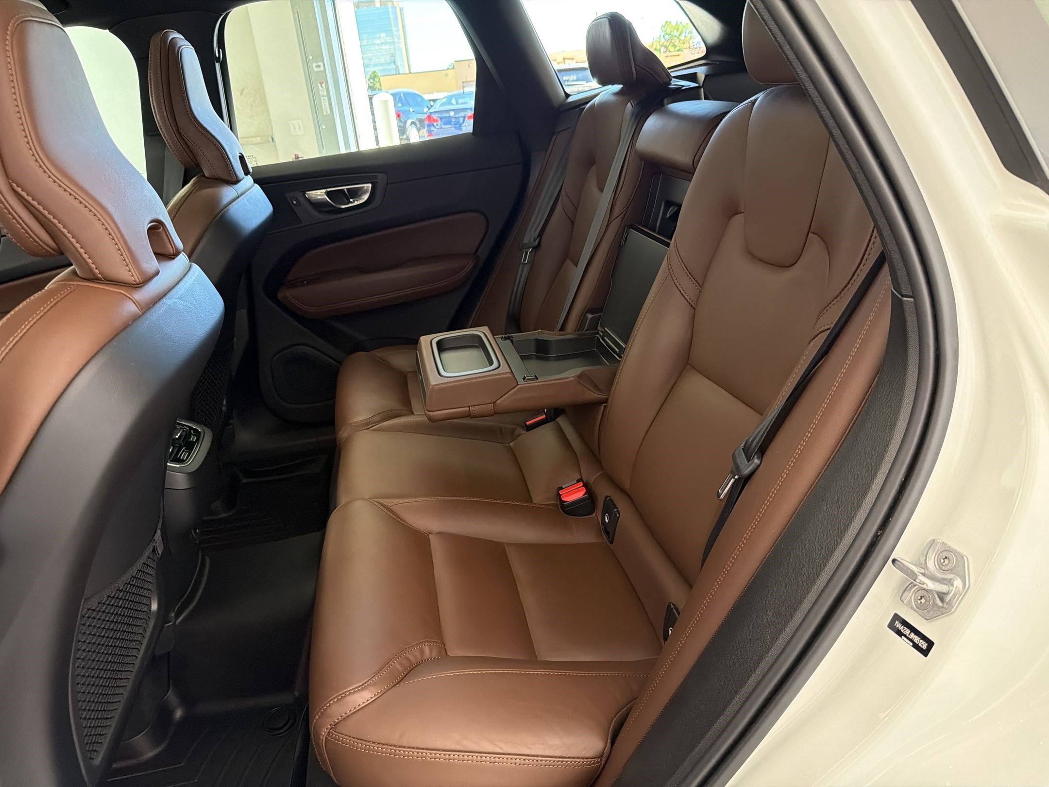 Used 2021 Volvo XC60 T6 Inscription w/ Advanced Package AWD/4WD image 23