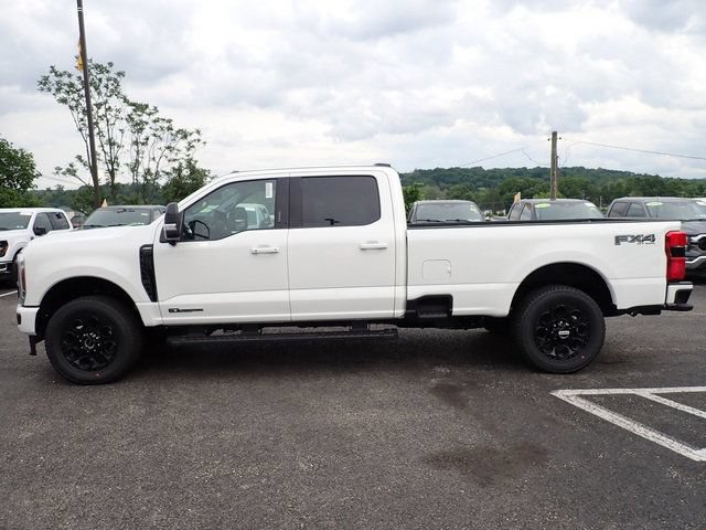 New 2026 Ford F250 Lariat w/ Black Appearance Package AWD/4WD image 2