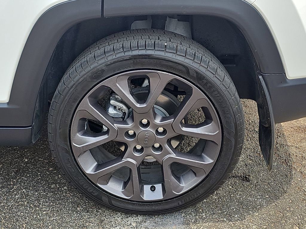 Used 2020 Jeep Compass High Altitude AWD/4WD image 34