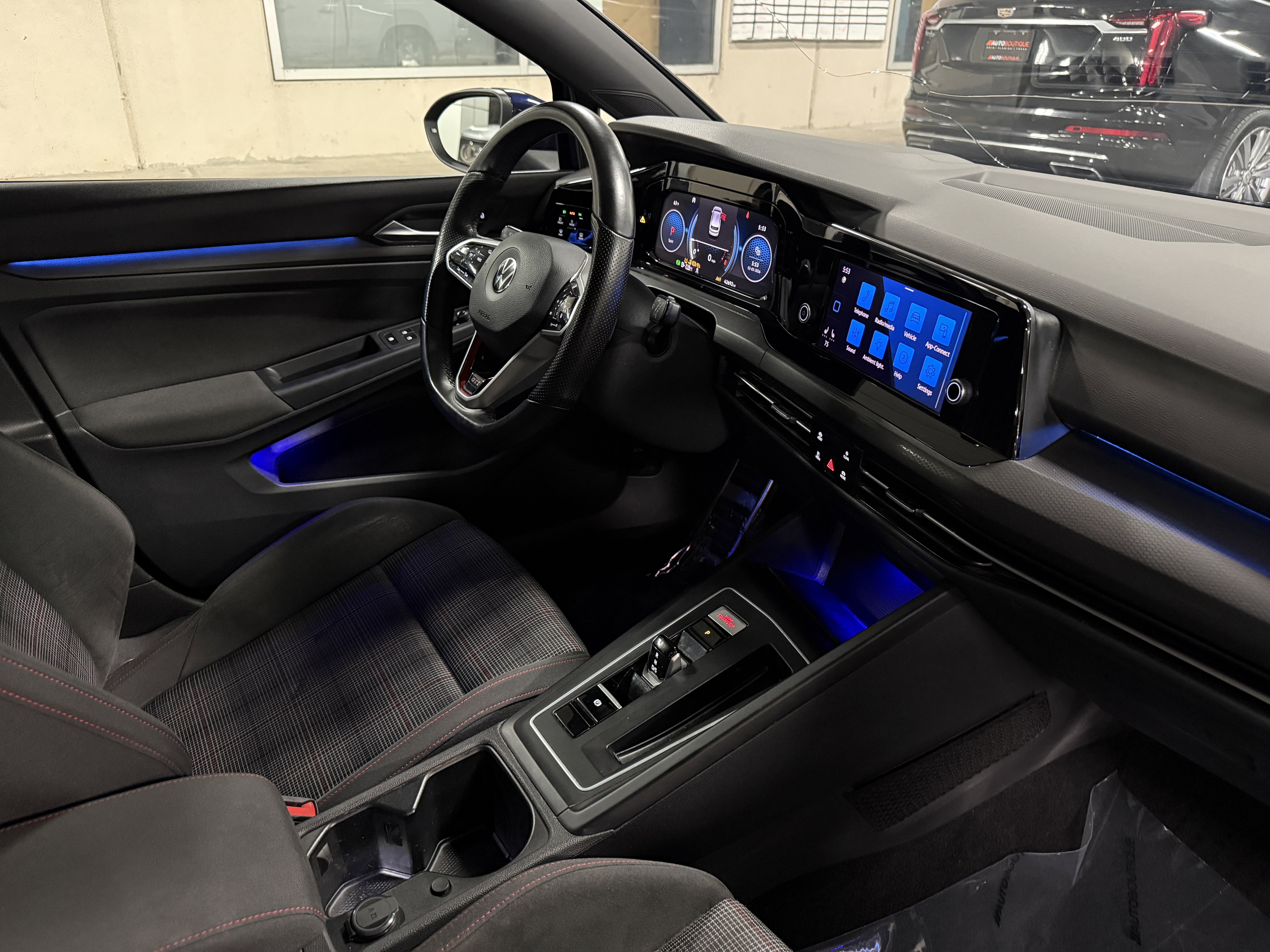 Used 2022 Volkswagen GTI S image 13