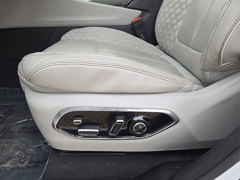 Used 2022 Jeep Grand Cherokee Summit w/ Advanced Protech Group IV image 26