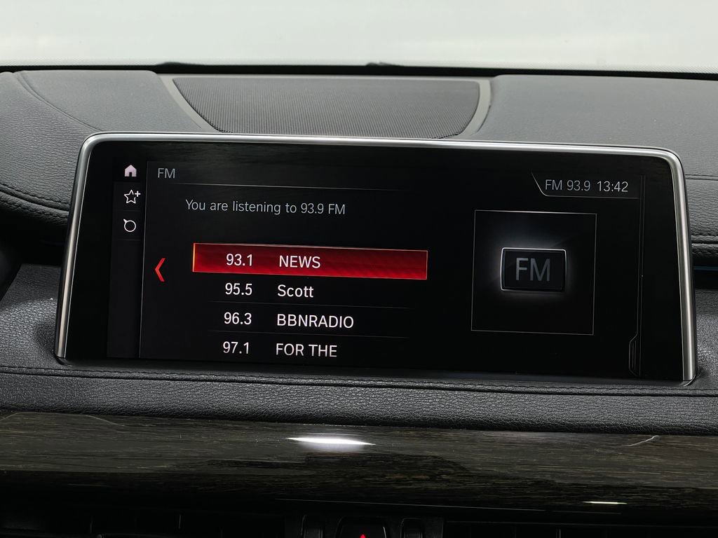 Used 2019 BMW X6 xDrive35i w/ Executive Package image 26