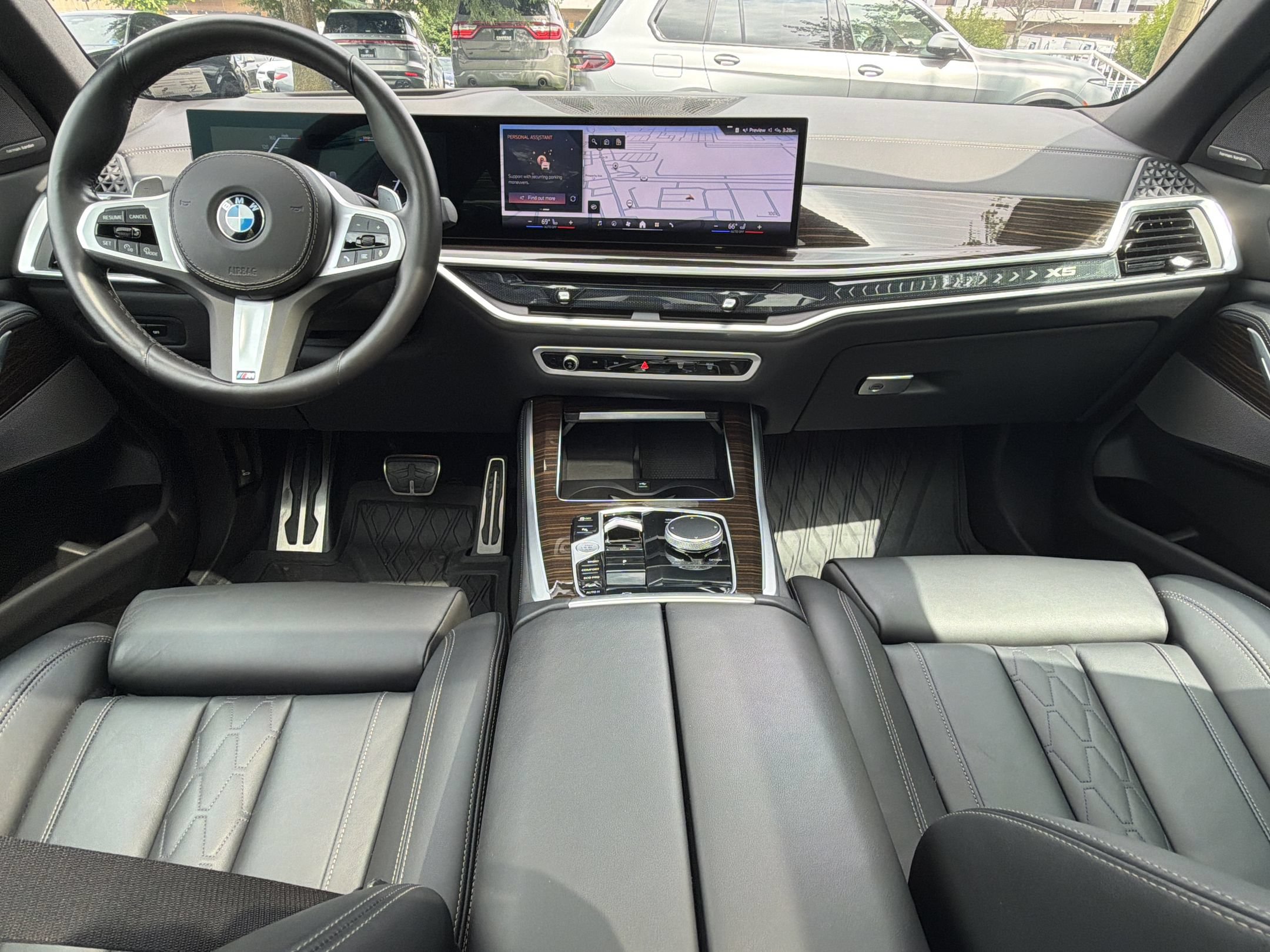 Certified 2024 BMW X5 xDrive40i w/ M Sport Package AWD/4WD image 13