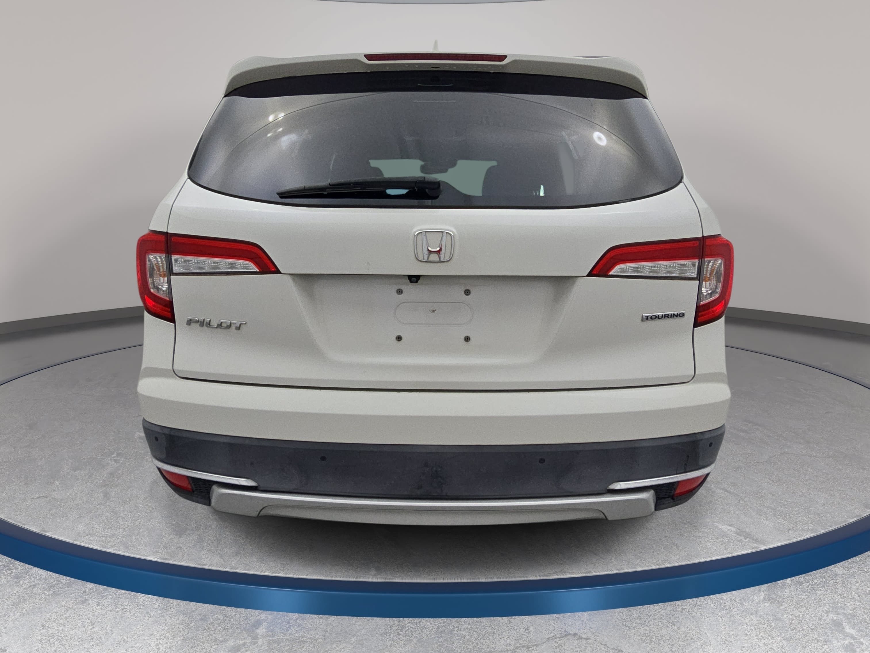 Used 2019 Honda Pilot Touring image 6