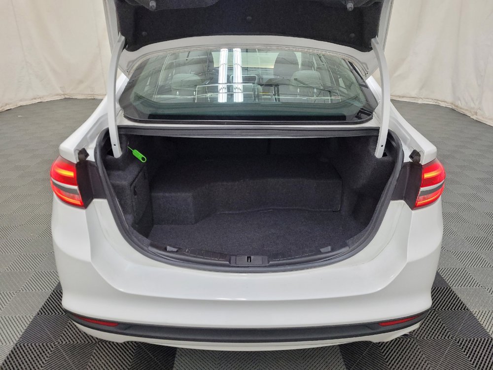 Used 2018 Ford Fusion S image 29