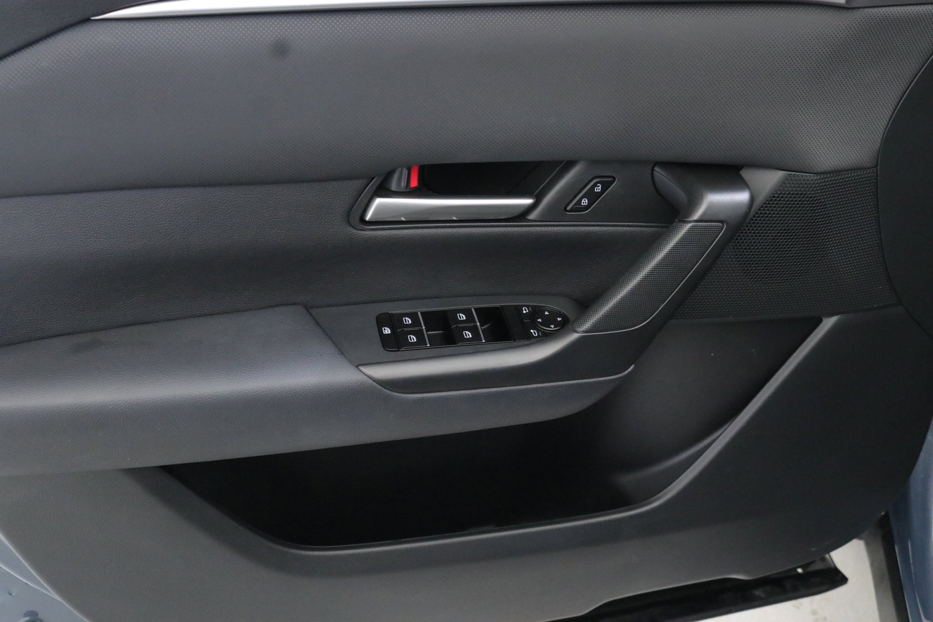 Used 2023 MAZDA CX-50 2.5 S w/ Preferred Plus Pkg image 21