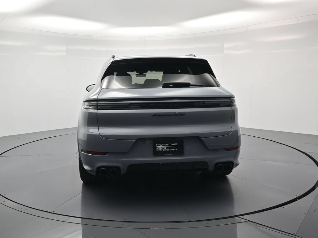 Certified 2024 Porsche Cayenne Turbo AWD/4WD image 36