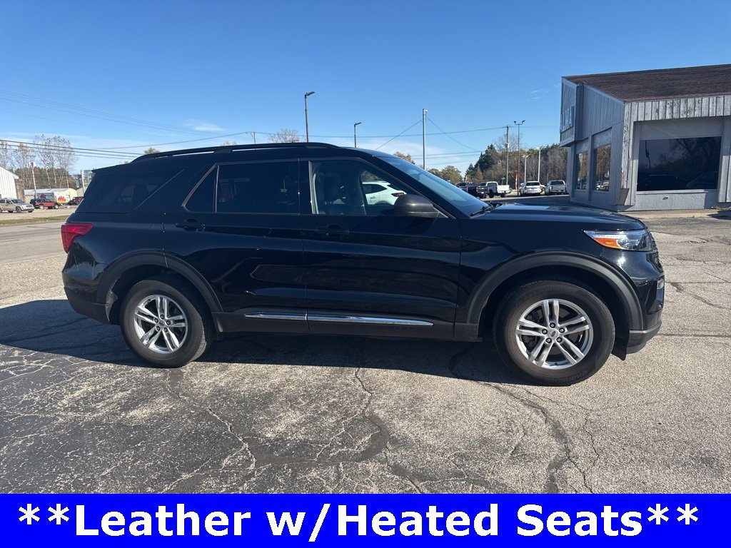 Used 2023 Ford Explorer XLT w/ Equipment Group 202A image 12