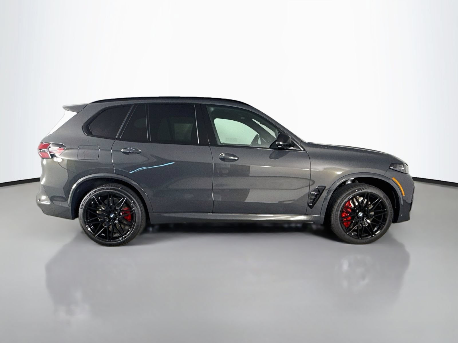 New 2026 BMW X5 M Competition w/ Executive Package AWD/4WD image 8