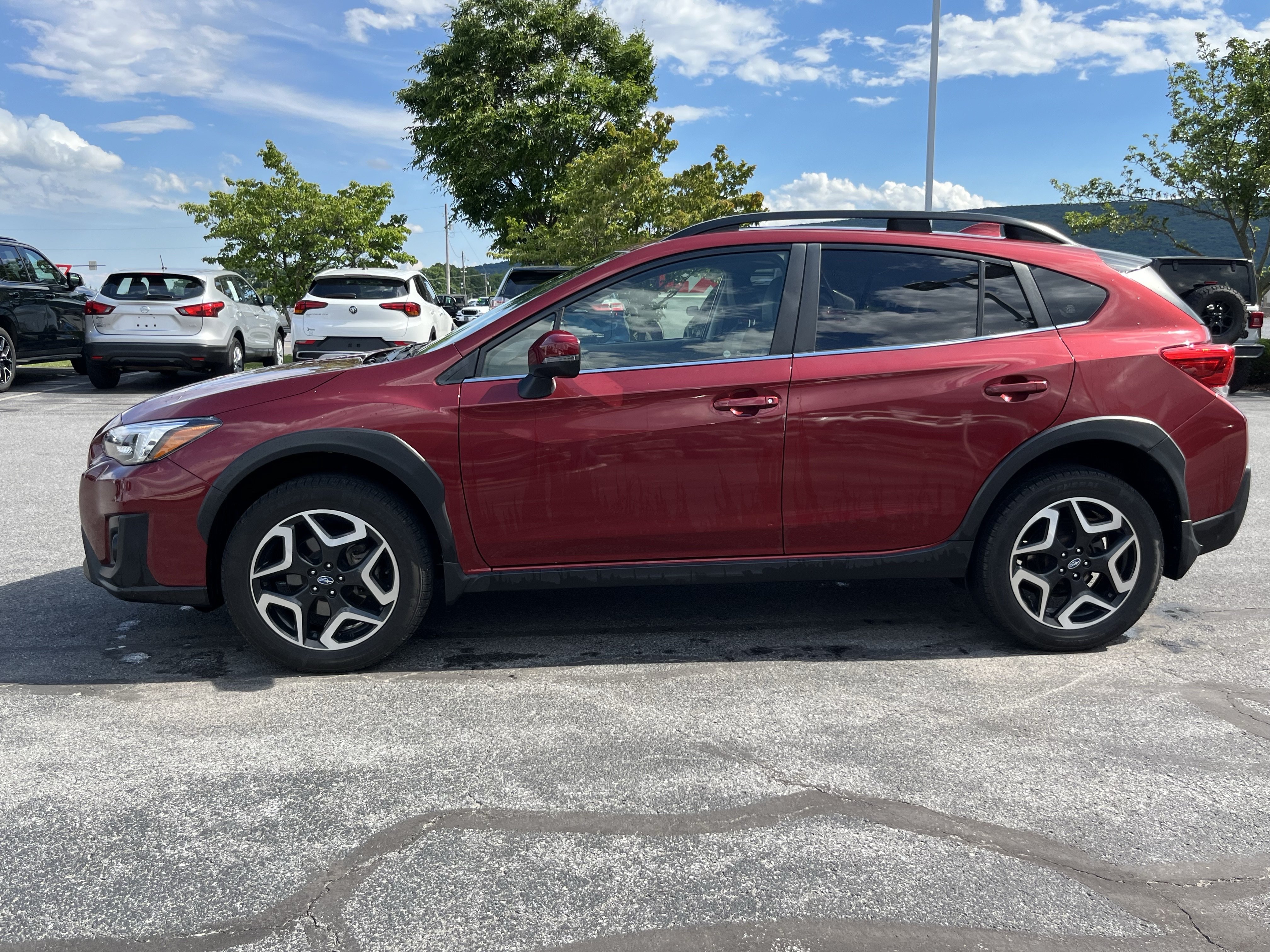 Used 2019 Subaru Crosstrek 2.0i Limited w/ Moonroof Package w/Navigation AWD/4WD image 10