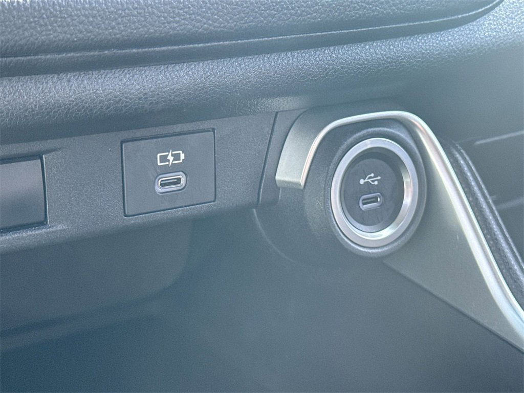 Used 2024 Toyota Grand Highlander XLE image 21