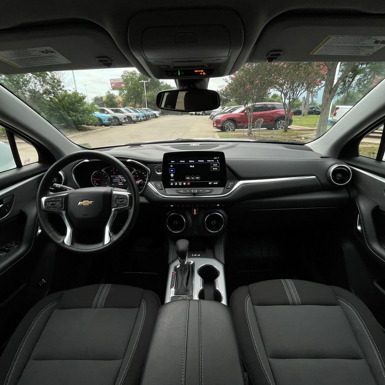 Used 2024 Chevrolet Blazer LT w/ Convenience Package FWD image 10