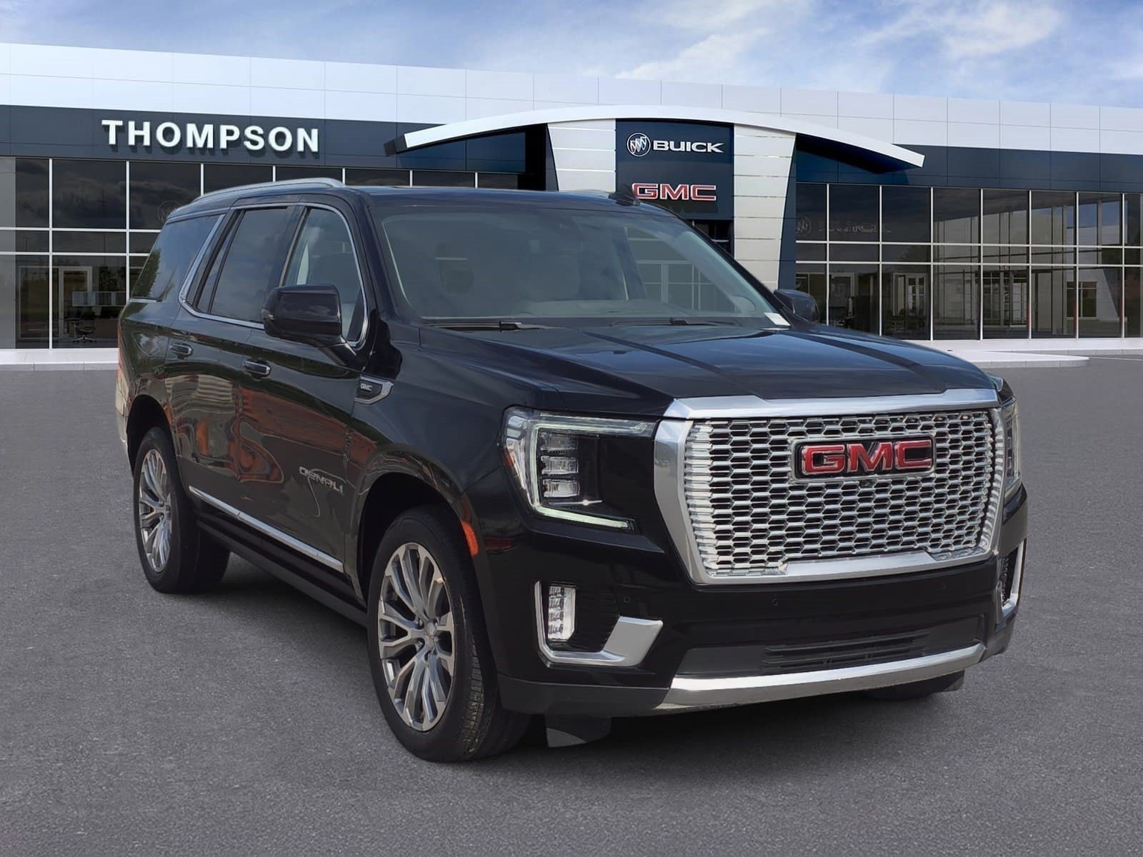 Used 2022 GMC Yukon Denali w/ Denali Premium Package AWD/4WD video 1