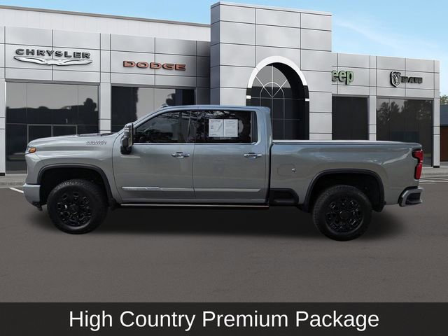 Used 2025 Chevrolet Silverado 3500 High Country w/ High Country Premium Package image 8