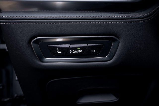 Used 2025 BMW ALPINA XB7 image 50