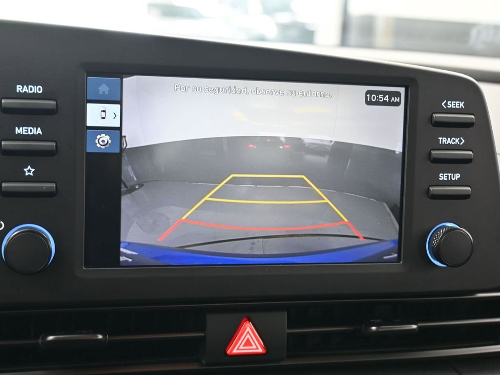 Used 2025 Hyundai Elantra Sport image 17