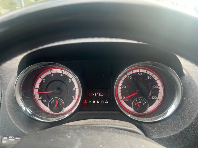 Used 2018 Dodge Grand Caravan SE FWD image 9