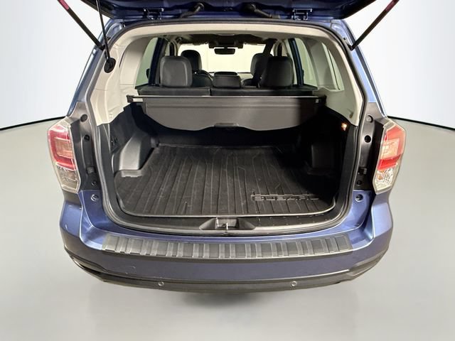 Used 2018 Subaru Forester 2.5i Touring AWD/4WD image 31