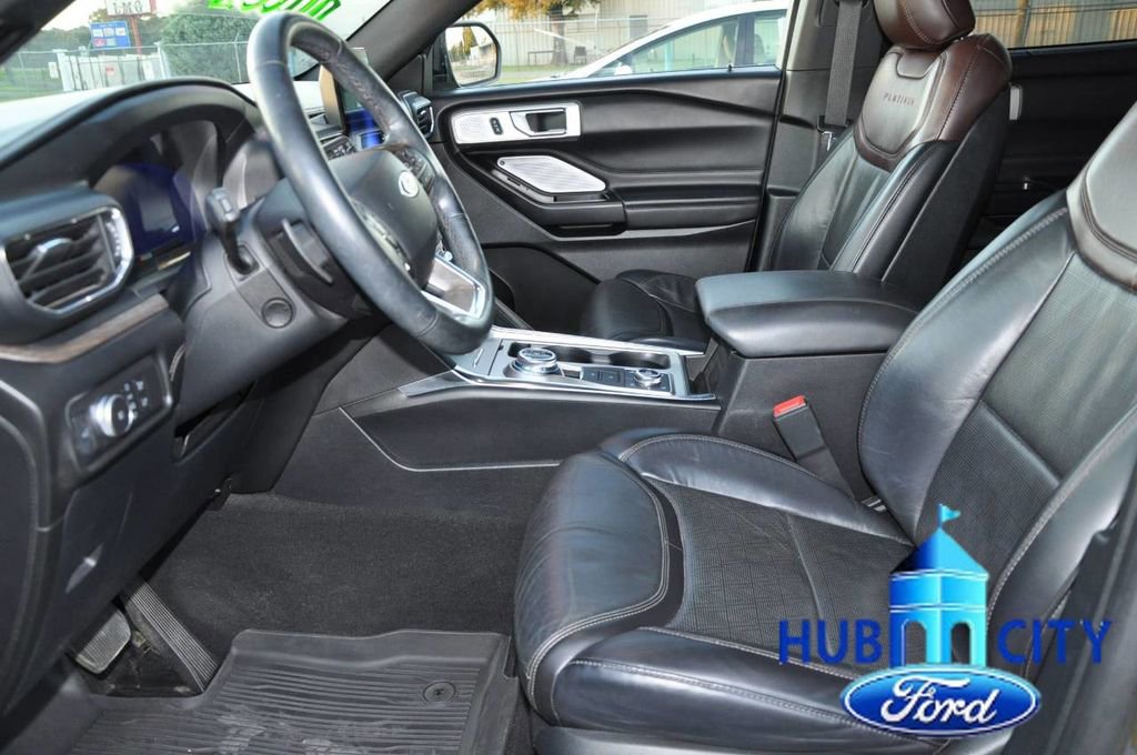 Used 2020 Ford Explorer Platinum w/ Premium Technology Package image 10