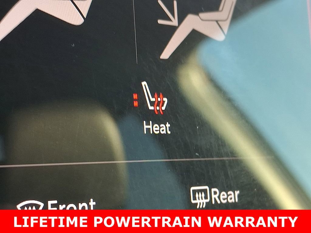 Used 2022 Chrysler Pacifica Touring-L w/ Uconnect Theater Family Group image 27