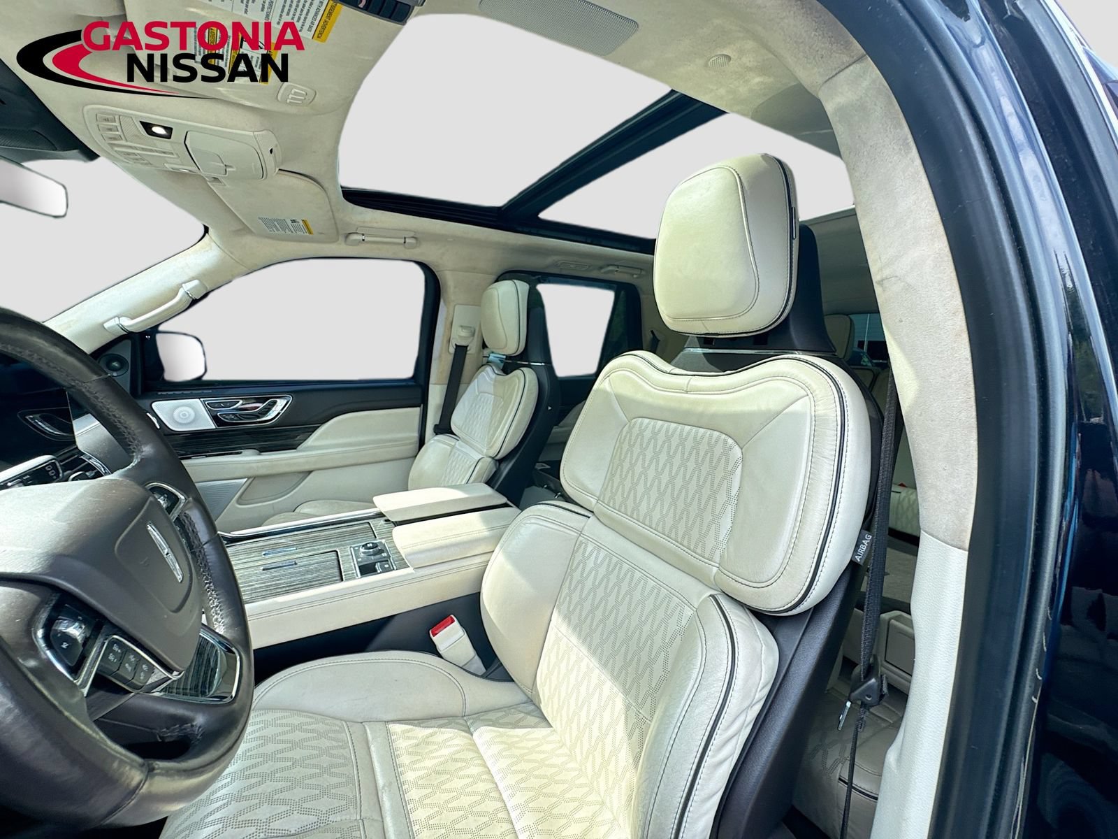 Used 2022 Lincoln Navigator Black Label AWD/4WD image 27
