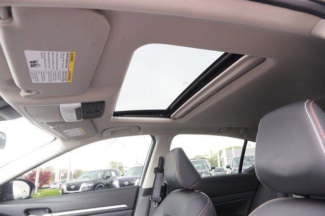 Used 2024 Nissan Altima 2.5 SR w/ SR Premium Package image 8