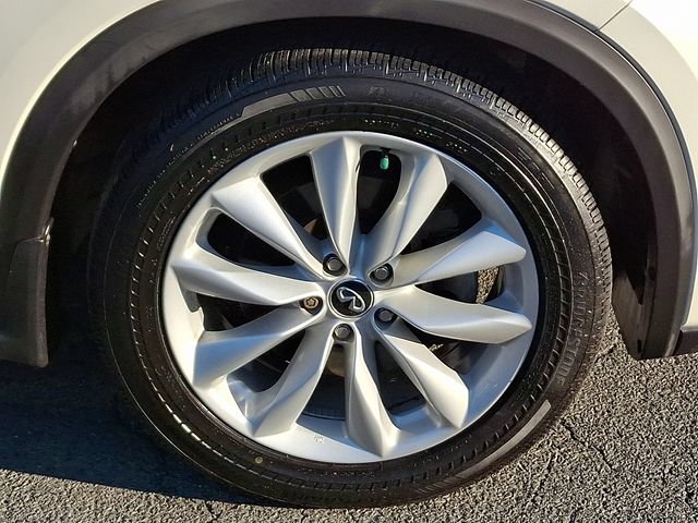 Used 2019 INFINITI QX50 Essential w/ Premium Heat Package AWD/4WD image 8