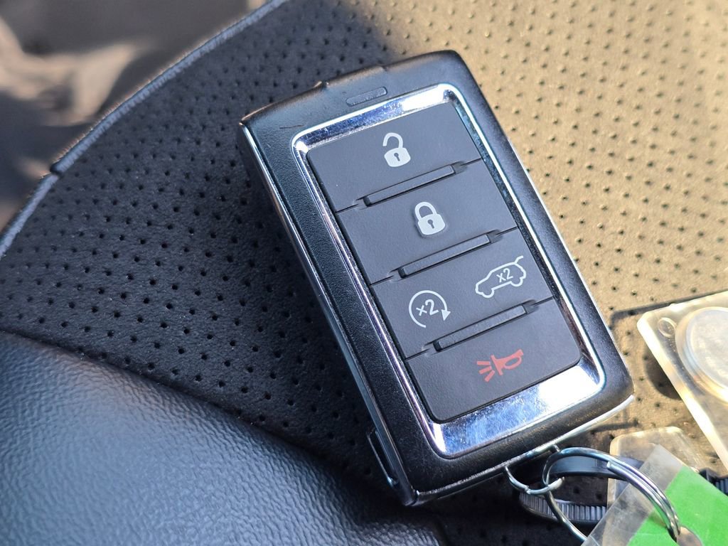 Used 2023 Jeep Grand Cherokee Altitude image 21