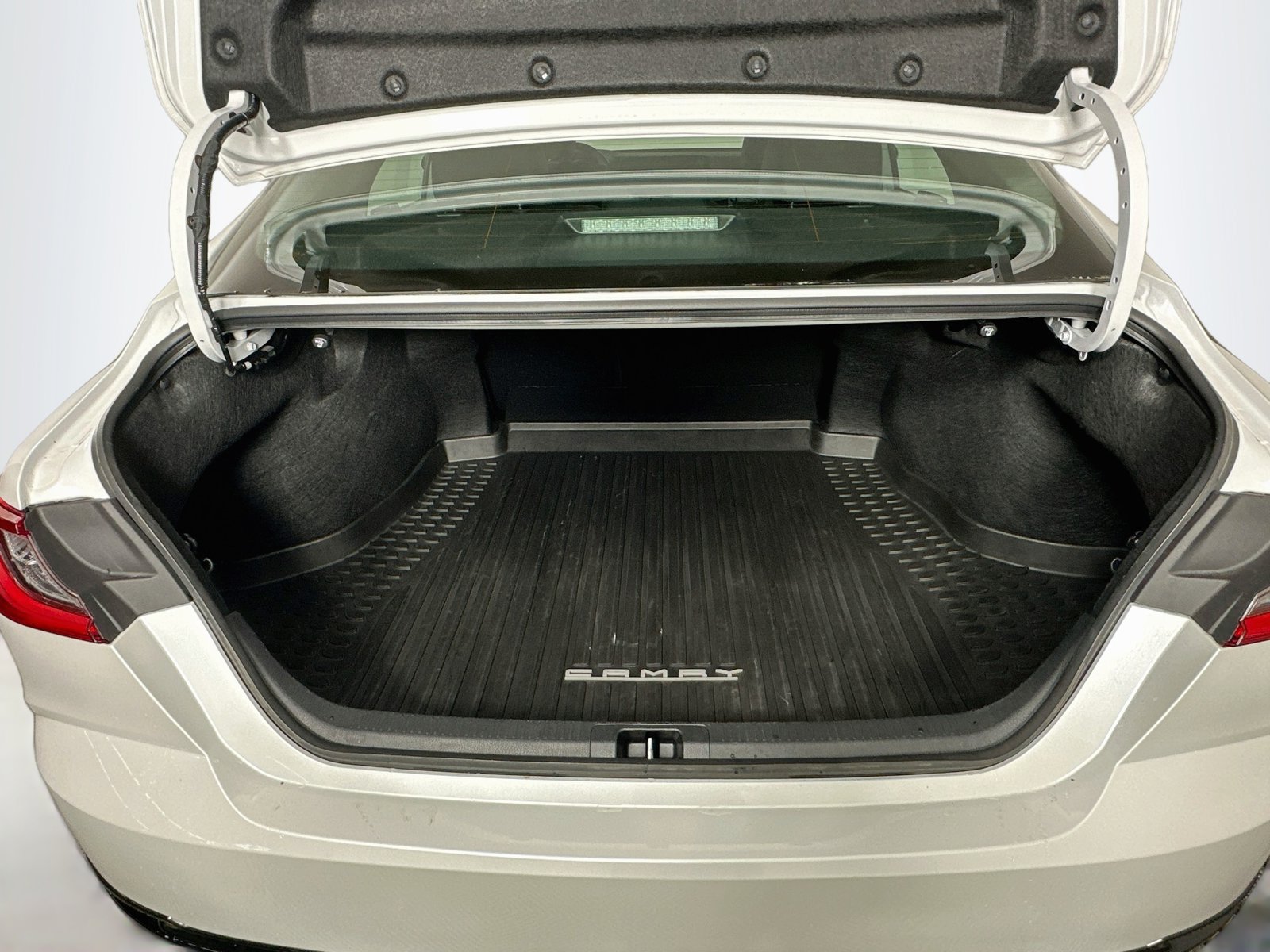 Certified 2025 Toyota Camry XLE AWD/4WD image 26