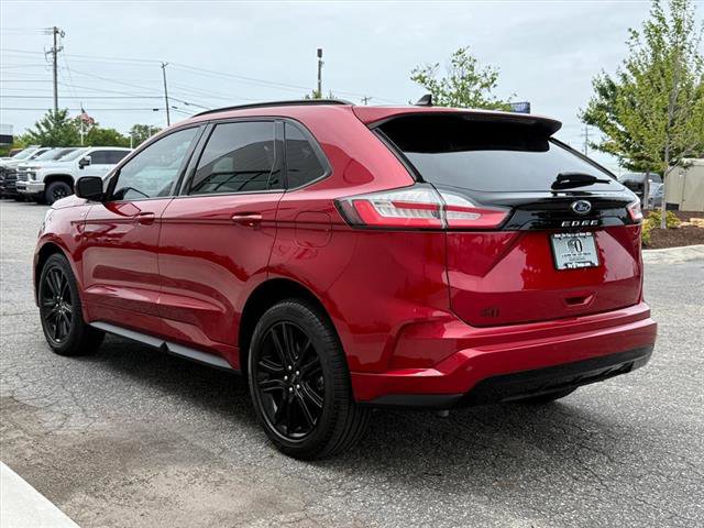Used 2022 Ford Edge ST-Line AWD/4WD image 5
