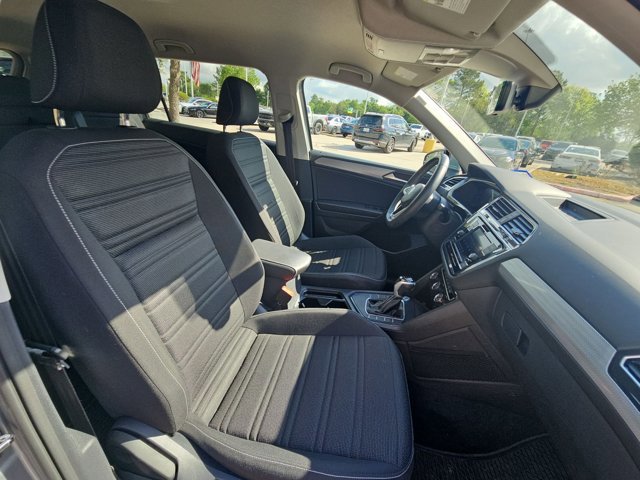 Used 2024 Volkswagen Tiguan S image 21