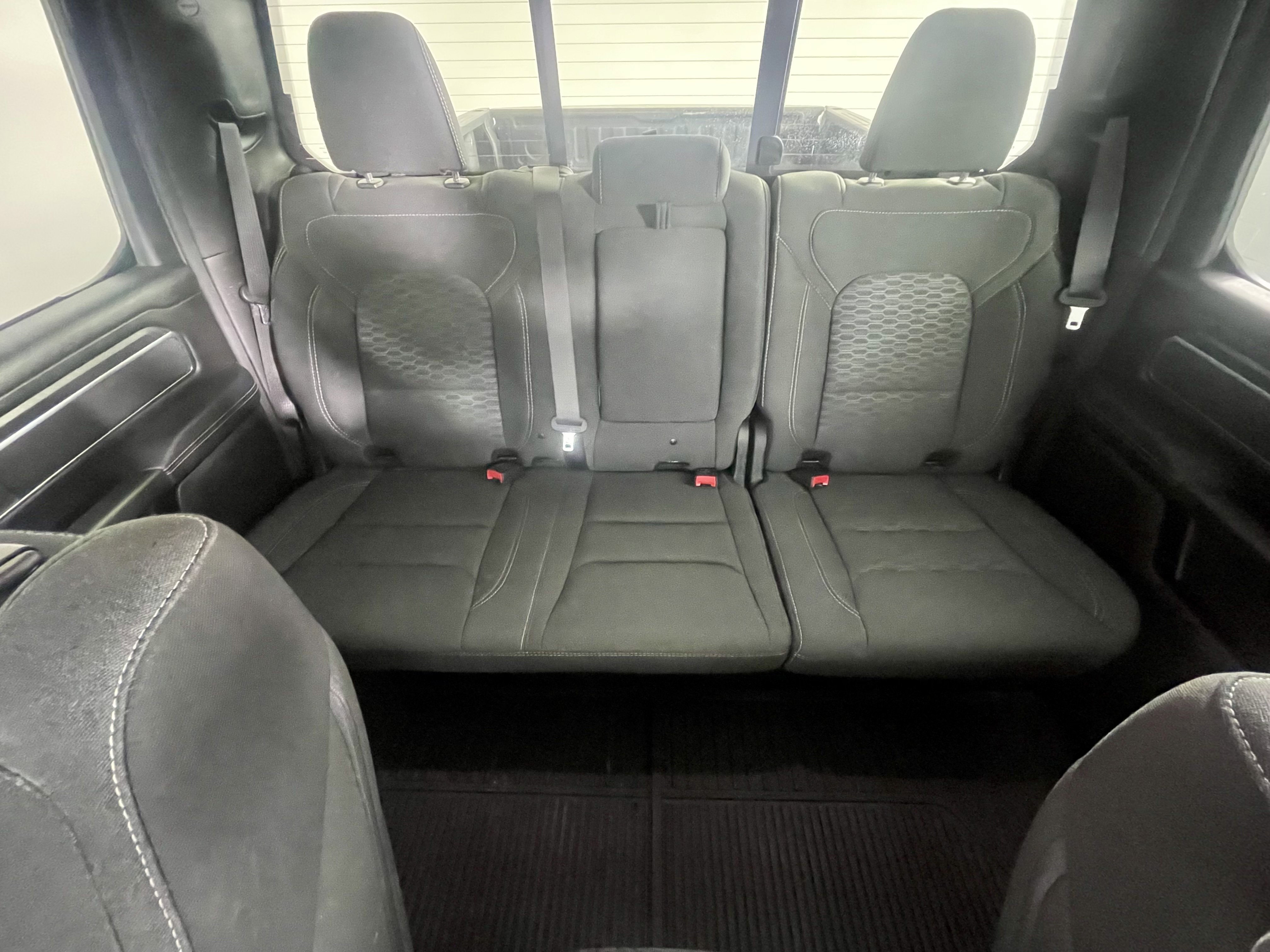 Certified 2025 RAM 1500 Big Horn image 24