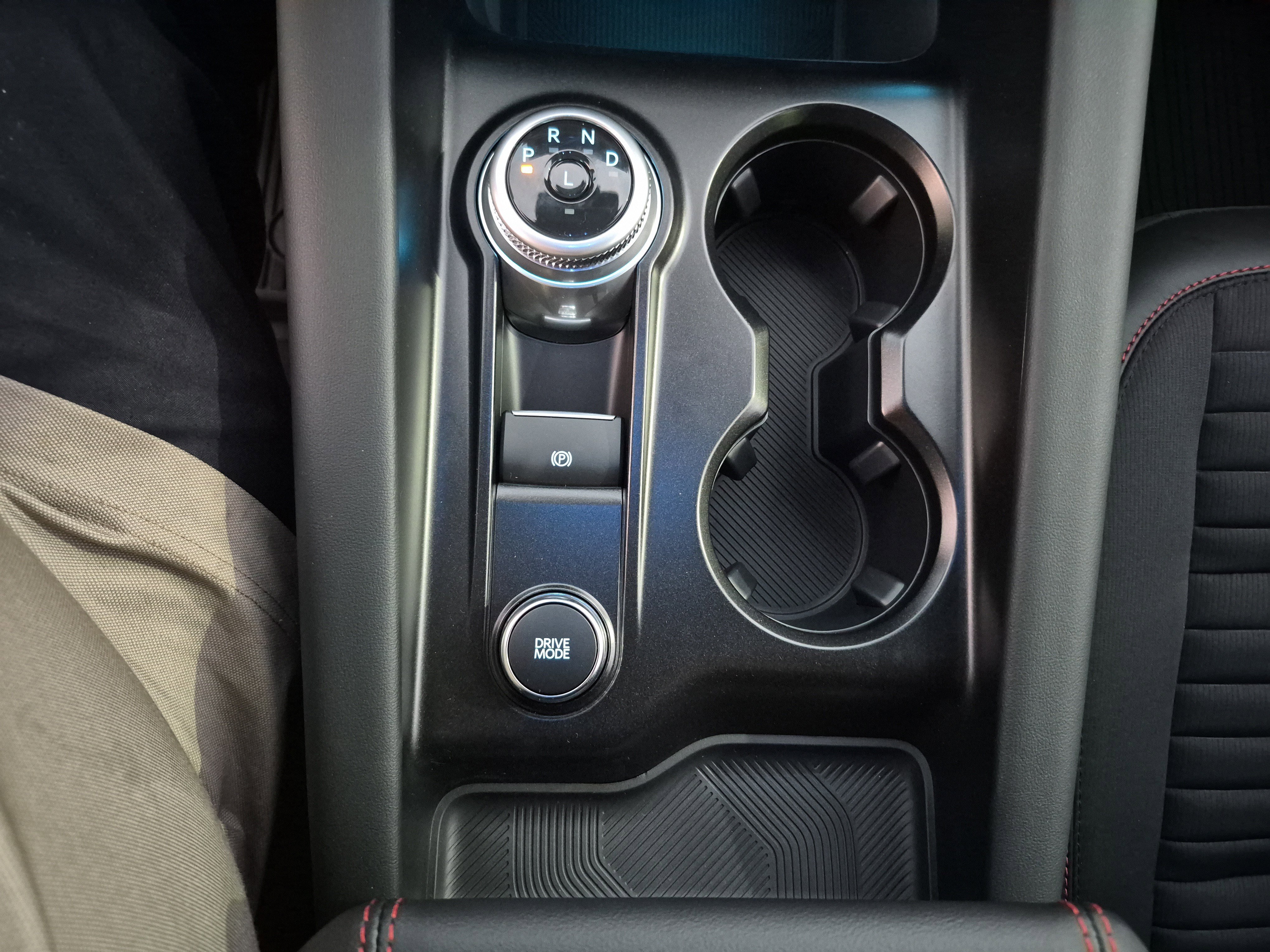 New 2026 Ford Explorer ST-Line w/ Premium Package image 32