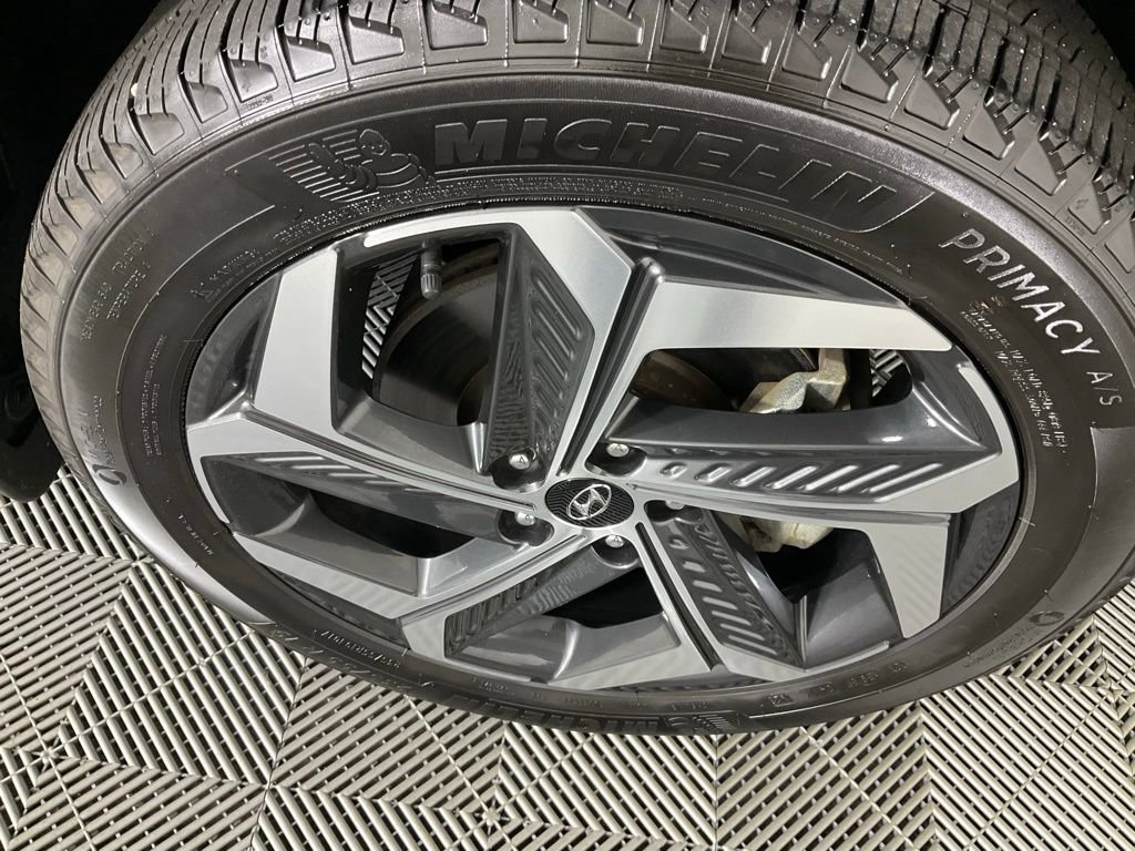 Used 2023 Hyundai Tucson Limited image 9