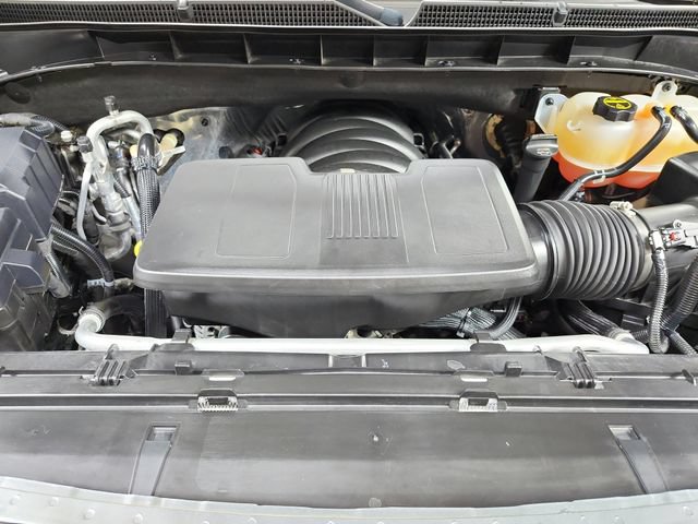 Used 2025 GMC Yukon Denali RWD image 18