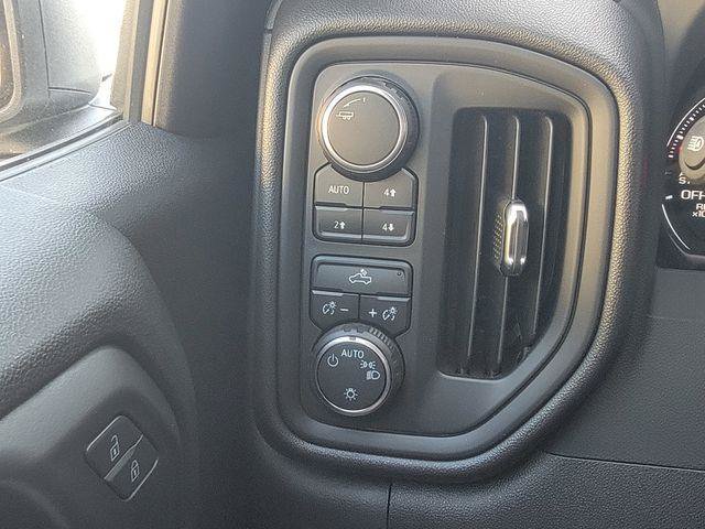 Used 2024 Chevrolet Silverado 1500 Custom Trail Boss w/ Turbomax Blackout Package AWD/4WD image 69