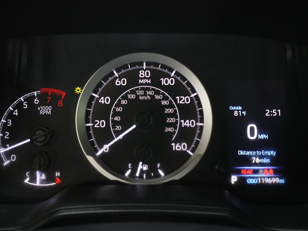 Used 2022 Toyota Corolla LE FWD image 22