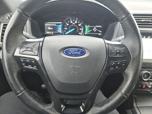 Used 2018 Ford Explorer XLT w/ Equipment Group 202A image 17