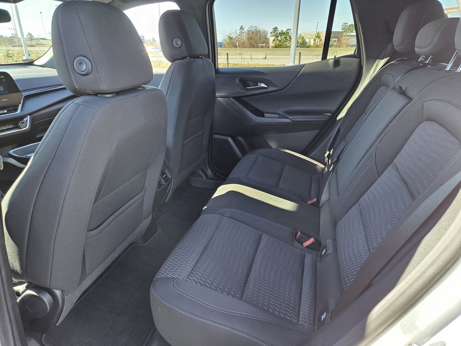 Used 2025 Chevrolet Equinox LT image 10