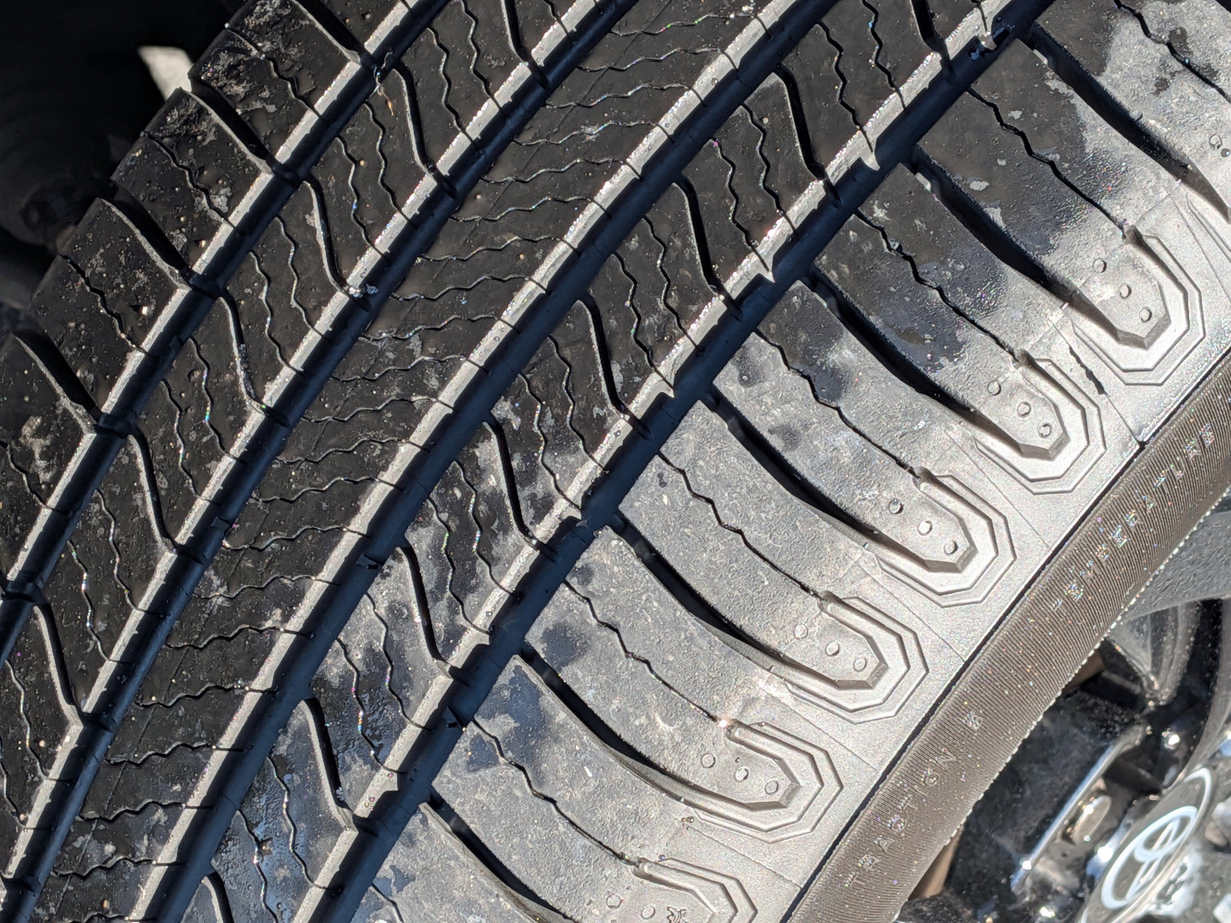 Used 2023 Toyota RAV4 SE image 12