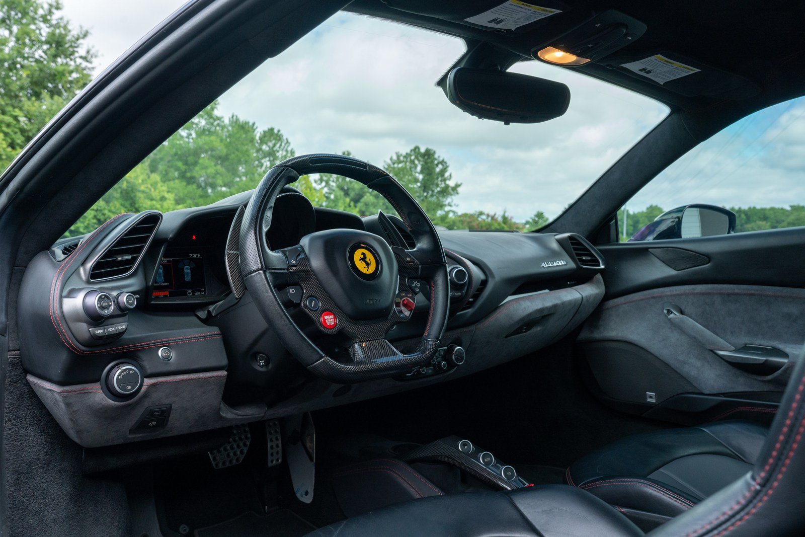 Used 2018 Ferrari 488 GTB RWD image 31