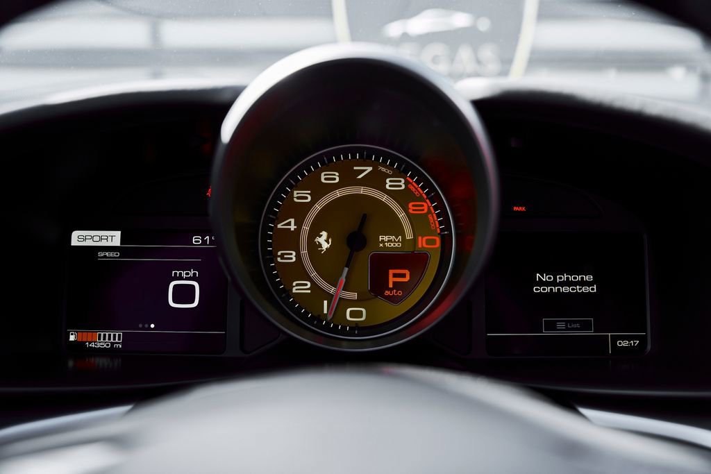 Used 2019 Ferrari GTC4Lusso AWD/4WD image 61