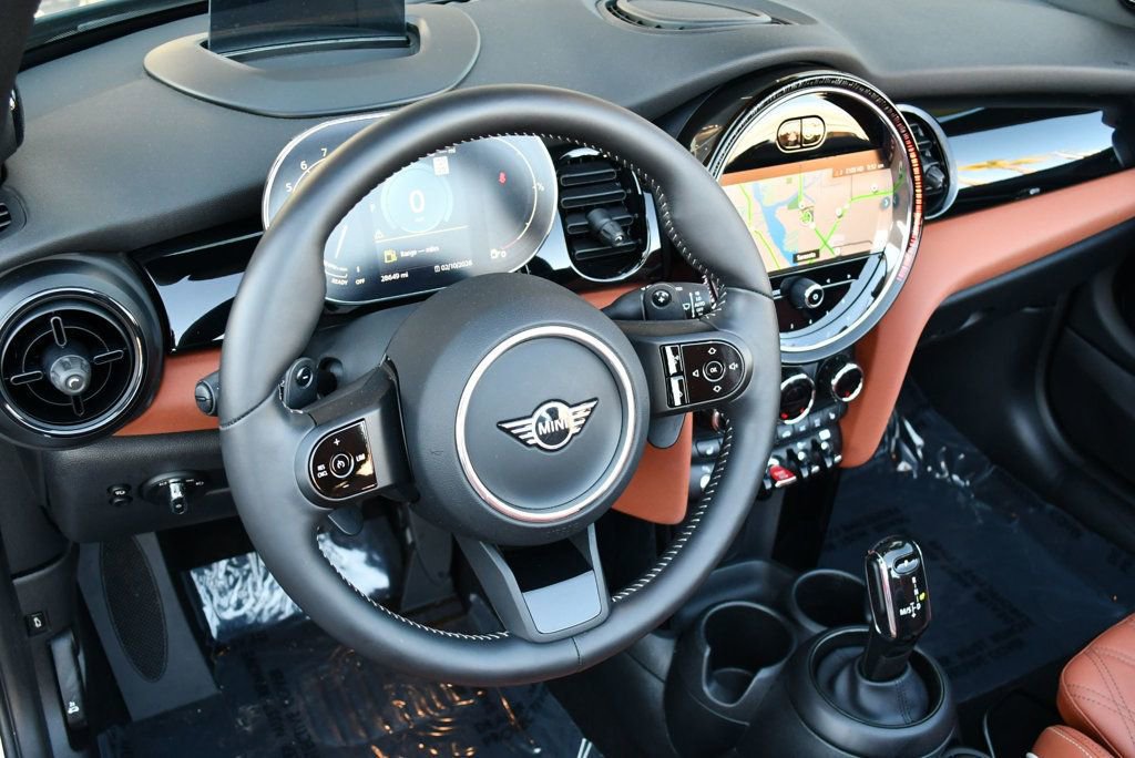 Used 2023 MINI Cooper S image 13